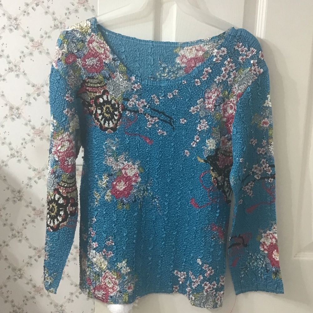 Turquoise Cherry Blossom Long Sleeved Origami Stretch Shirt Wrinkle Proof NWOT.